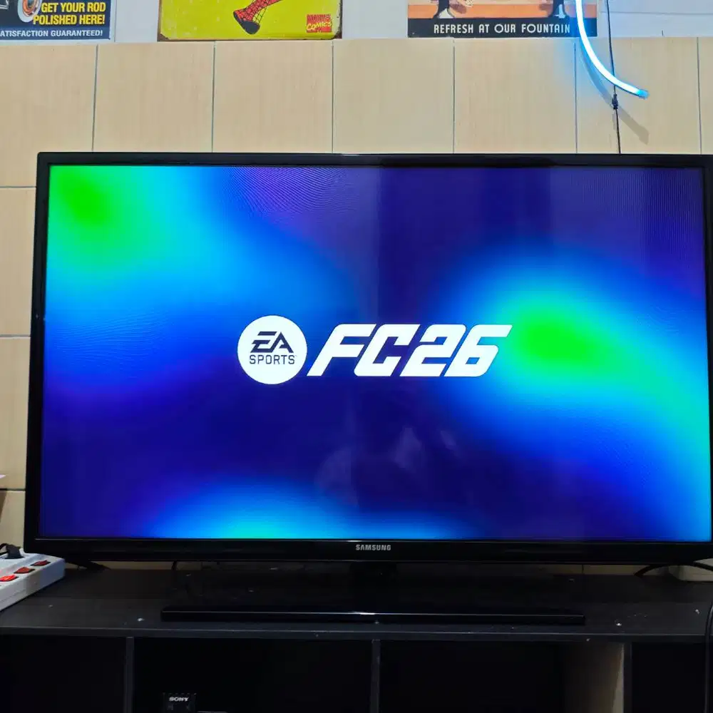 jual / tt PS4 Pro 1TB fullgames fw 9.00 2stik tt ps3