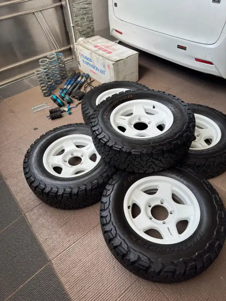Velg bradley V R16 untuk jimny JB/JC 74 dan Cusco Japan Coilover Kit