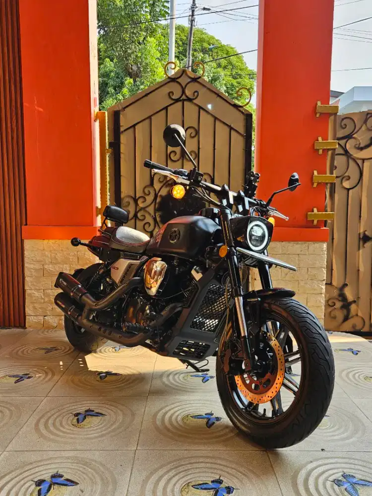 Keeway v250 fi 99,9% SUPER MULUS! BUKTIKAN