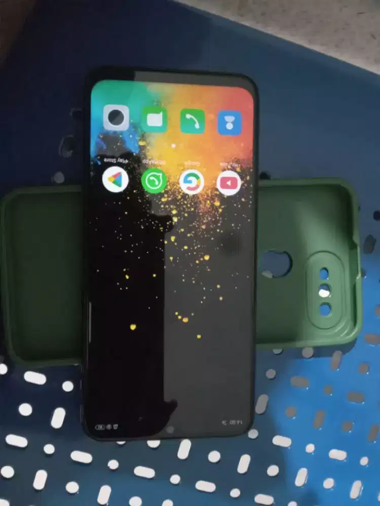 Jual aja gan Oppo F9 pro Hp+ charger