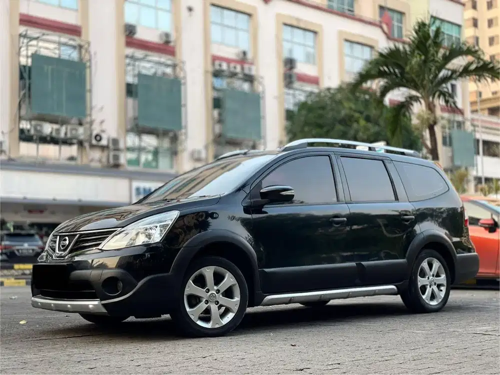 GRAB IT FAST! NISSAN GRAND LIVINA 1.5 X-GEAR 7SEATER AT 2017
