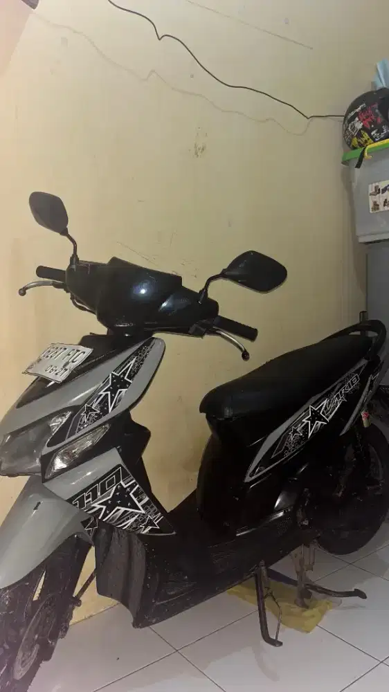 Jual Vario 110  warna hitam 2009, BPKB, STNK komplit, pajak pules,