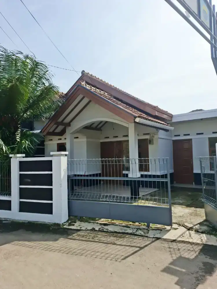 Disewakan rumah  sekitar Universitas Widyatama