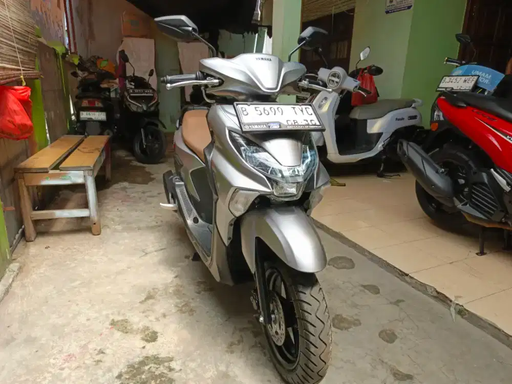 BLN 8 YAMAHA GEAR ULTIMA HYBRID S 2025 KM 2RB DI CILEDUG BISA TT 2024