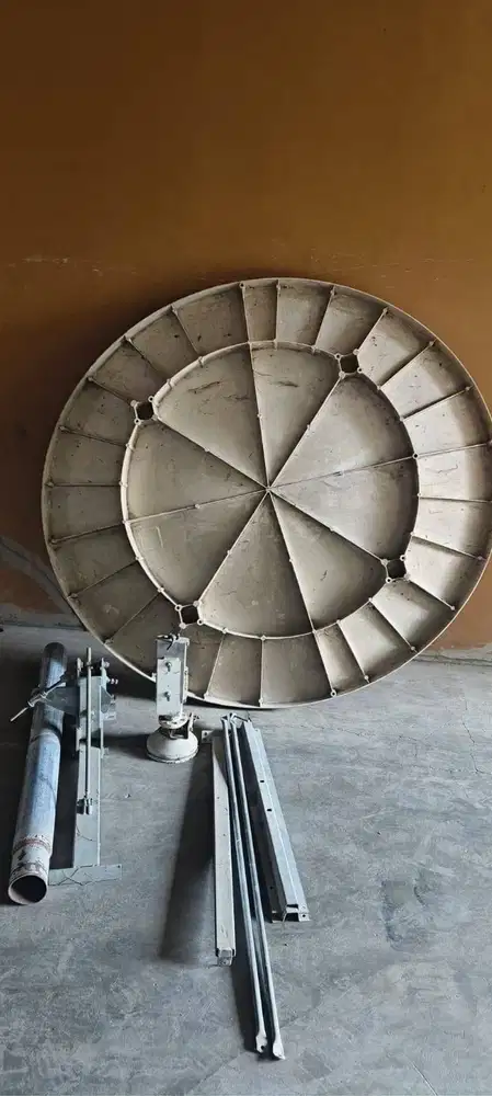 antena v sat 1,8 + accessories / SET