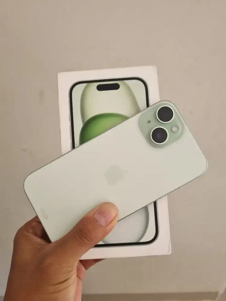 Iphone 15 128gb ex ibox ID/A fullset original mulus garansi on