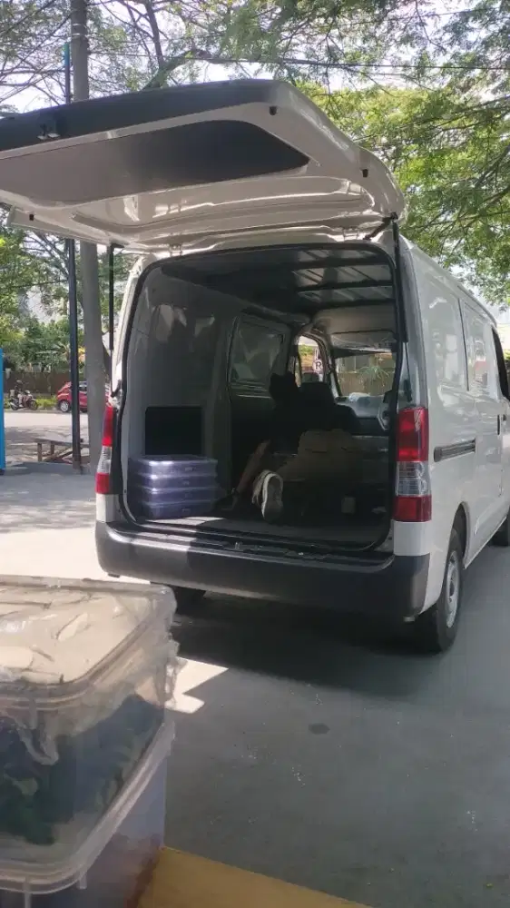 dibutuhkan driver untuk resto kenyangkan perut