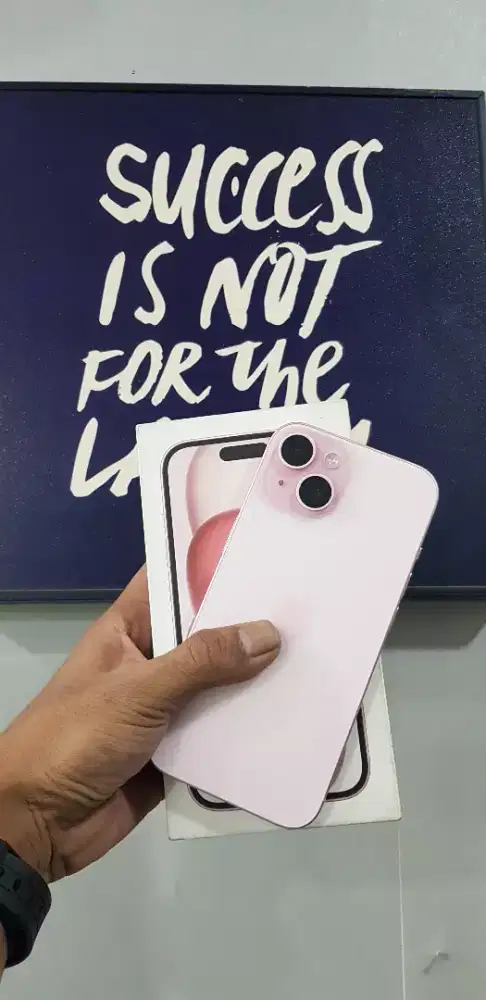 Iphone 15 128gb ibox garansi off