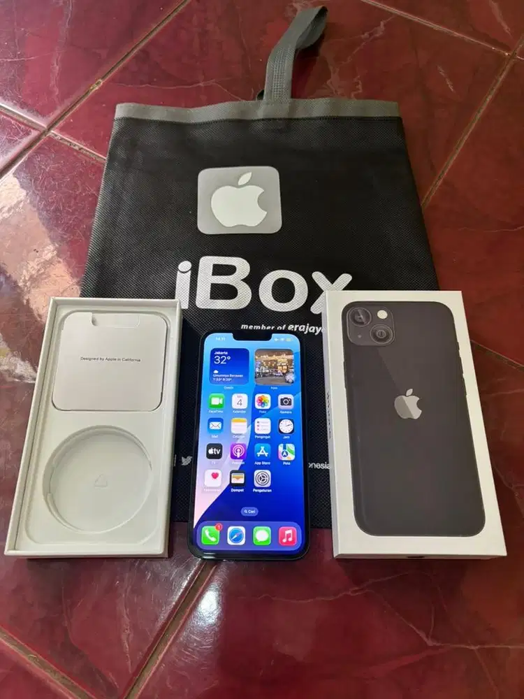 Iphone 13 128Gb IBox garansi aktif