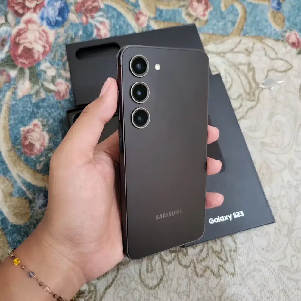 Samsung S23 5G 8/256gb SEIN FULLSET NOMINUS