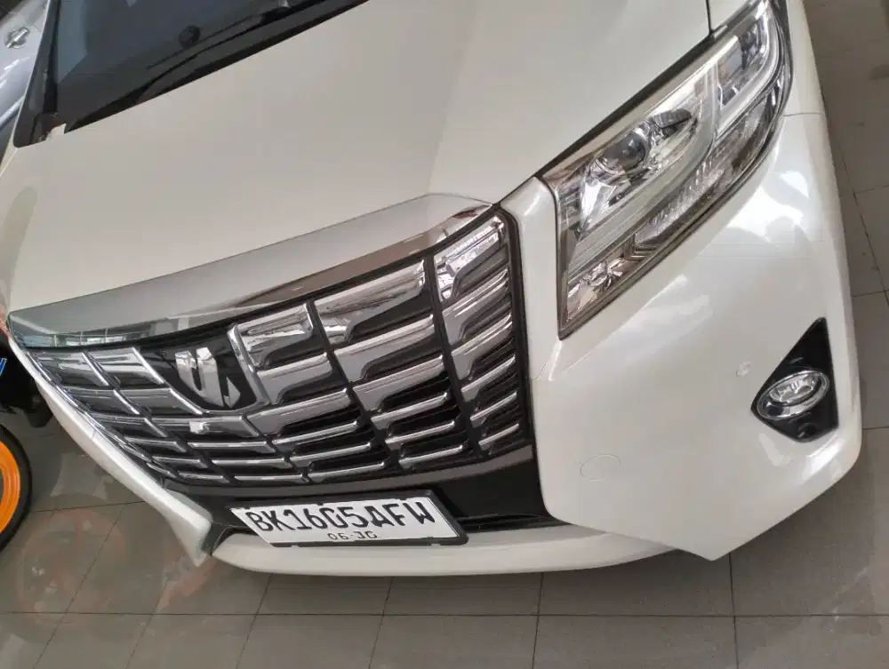 TOYOTA ALPHARD 2,5 G AUTOMATIC THN 2016