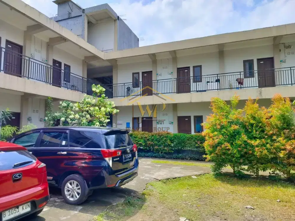 DIJUAL KOS 22 KAMAR TIDUR DEKAT KAMPUS UGM CARPORT BISA 15 MOBIL