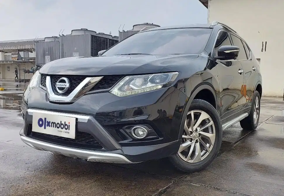 TDP 9,JT Nissan X-Trail 2.5 Bensin-AT Hitam 2017