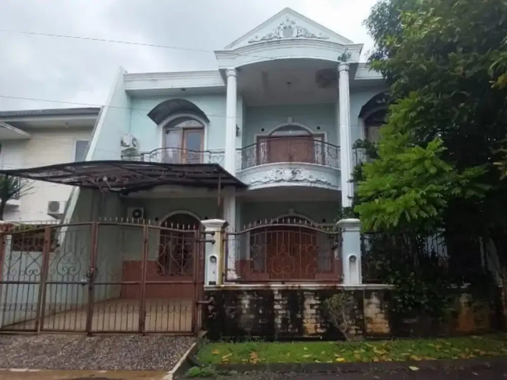 Rumah Luas 525 m² di Villa Melati Mas, Serpong – Ada Kolam Renang, Cocok untuk Kost