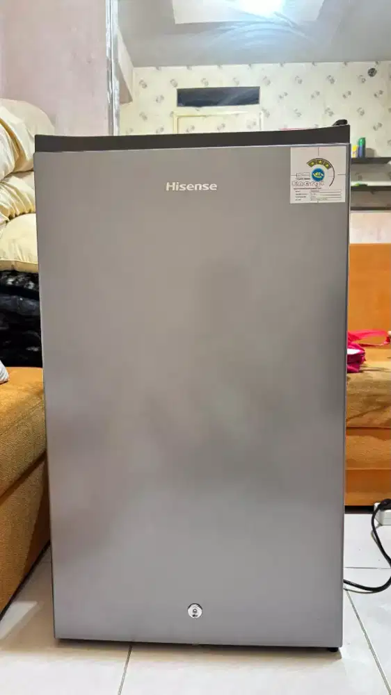 JUAL KULKAS HISENSE MINI BAR KONDISI ISTIMEWA
