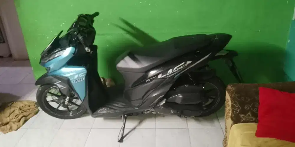 Jual Bu Vario gen 2 thn 24