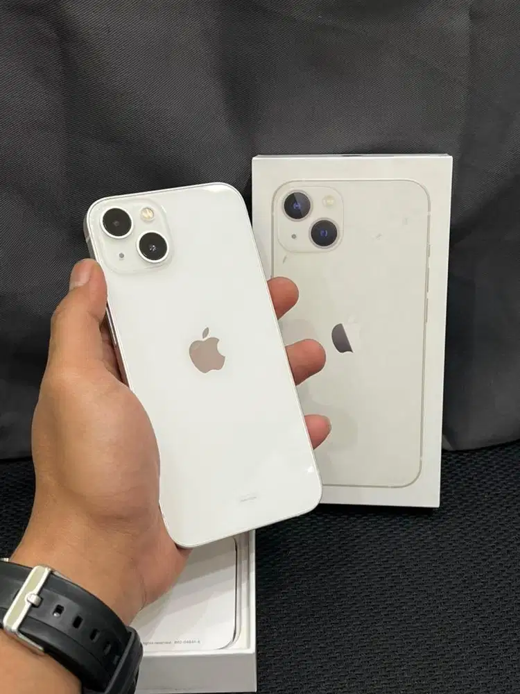 Iphone 13 iBox 256Gb hB 74% lengkap mulus nominus wrna. Putih lok