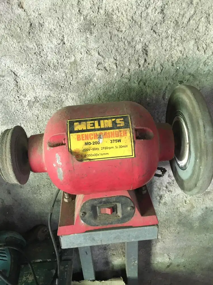 Gerinda duduk Melins bekas