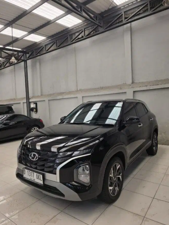 HYUNDAI CRETA 1.5 TREND AT MATIC 2023 HITAM ASTINA MOBIL