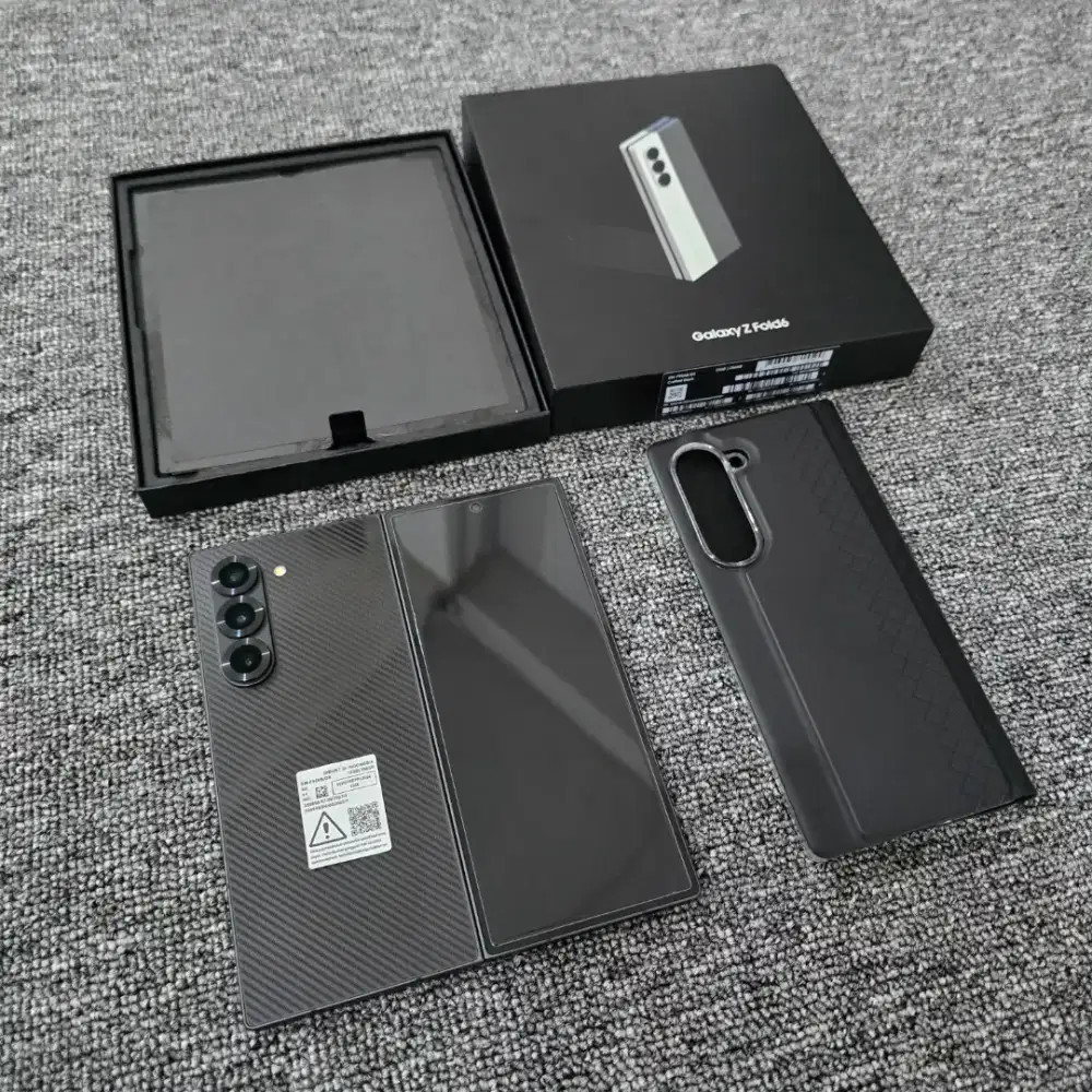 Samsung Z fold6 Ram 12/256GB Garansi resmi warna Crafted Black edition