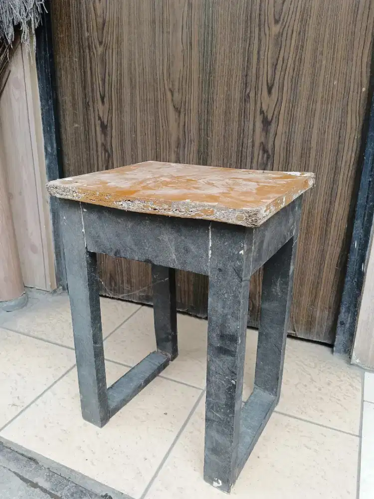 Jual Obral Murah Kursi Kayu ada 11 biji