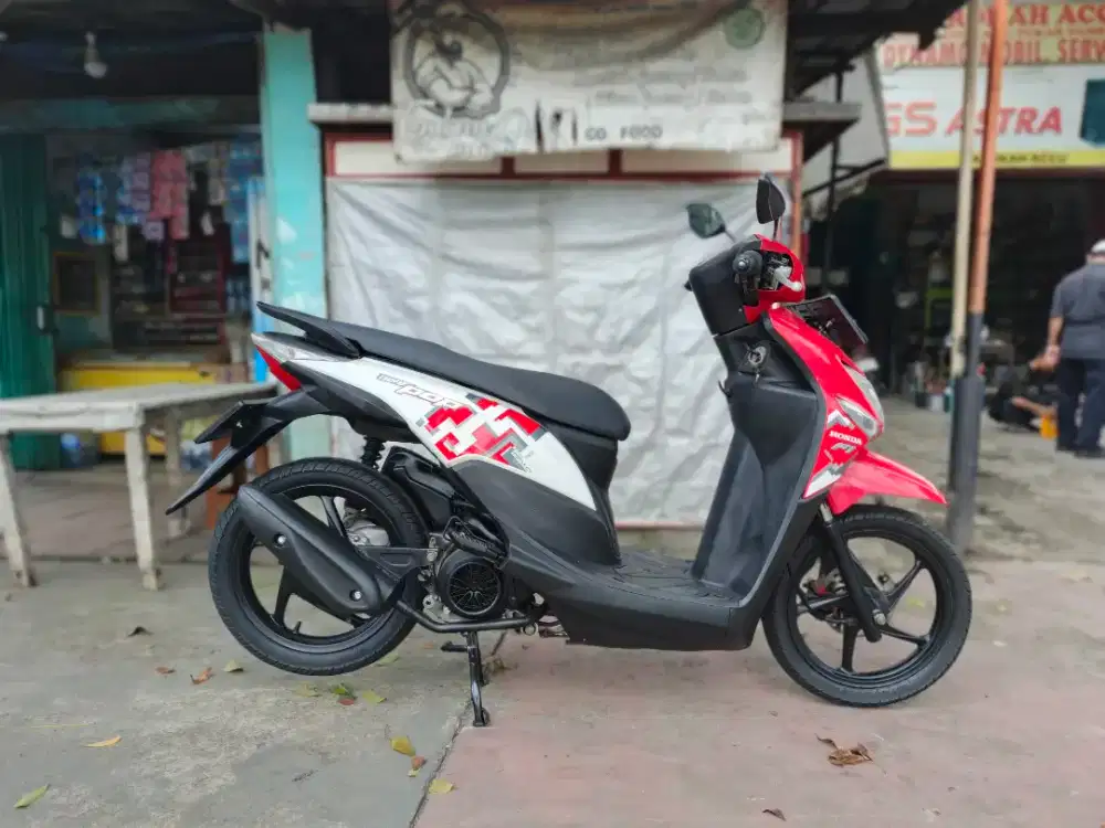 Honda Beat Pop tahun 2016 motor siap pakai