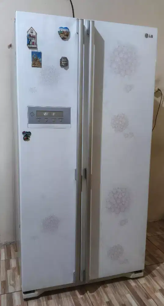 Jual murah kulkas side by side merk LG