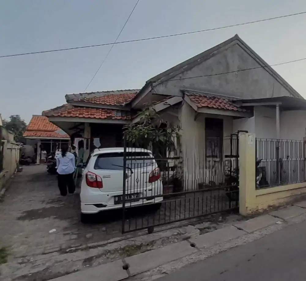 DIJUAL RUMAH KONTRAKAN DI LENGKONG GUDANG BSD