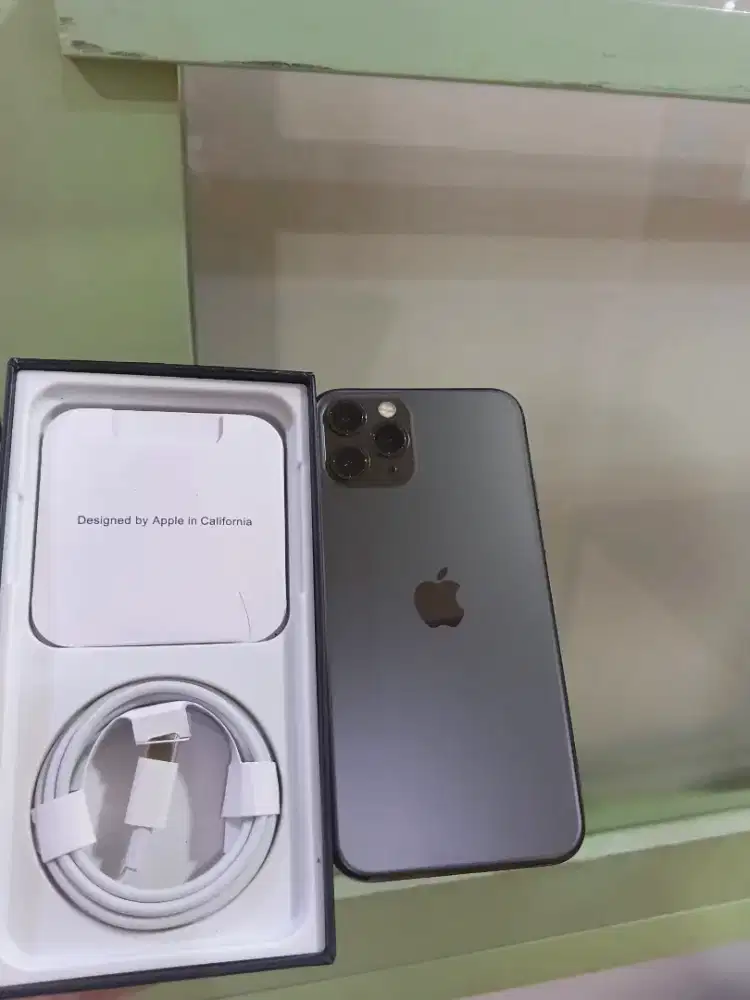 Iphone 11 pro 256gb sudah aktif baru 4G