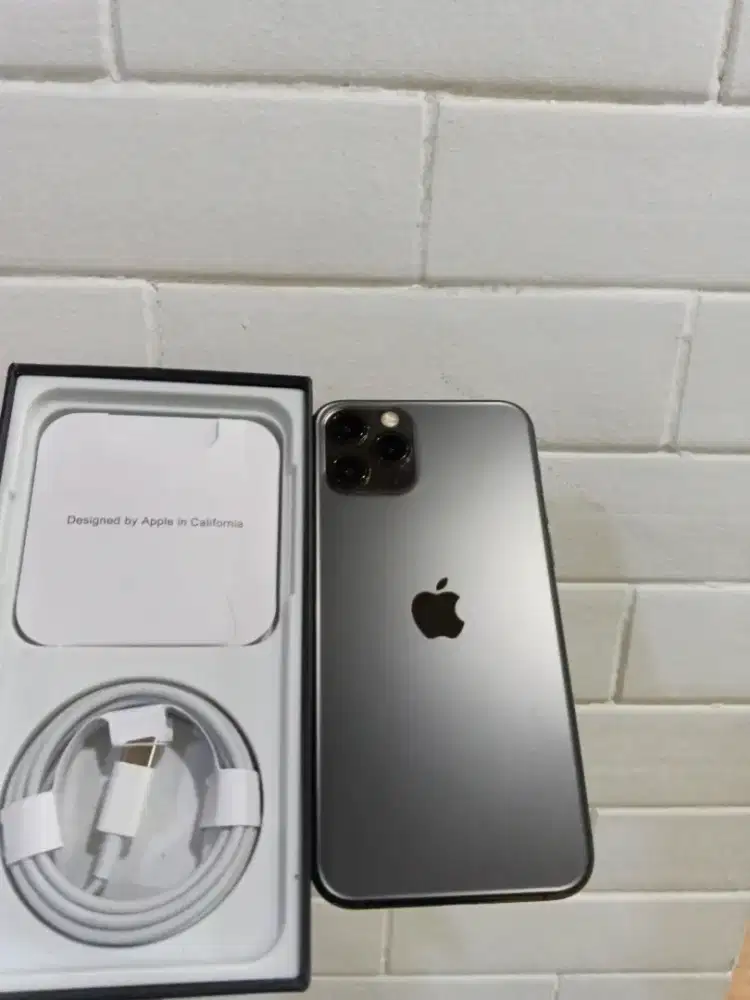 Iphone 11 pro 256gb siap di pakai baru