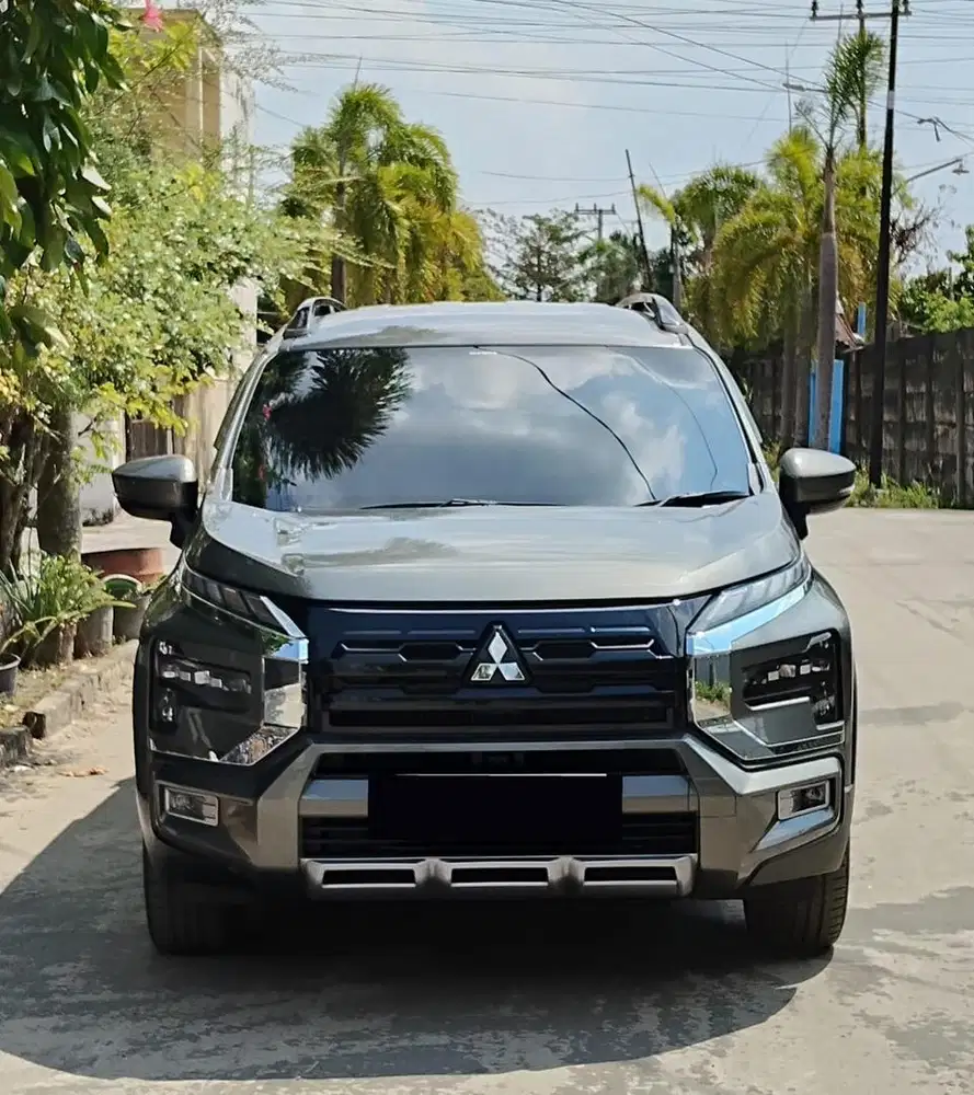 Mitsubishi Xpander Premium L 2023 AT