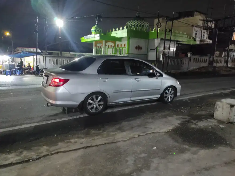 Honda city idsi