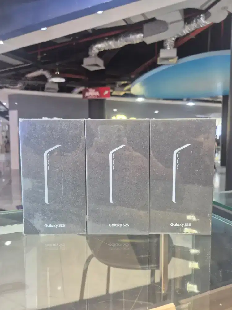 SAMSUNG S25 5G 12/256 GB