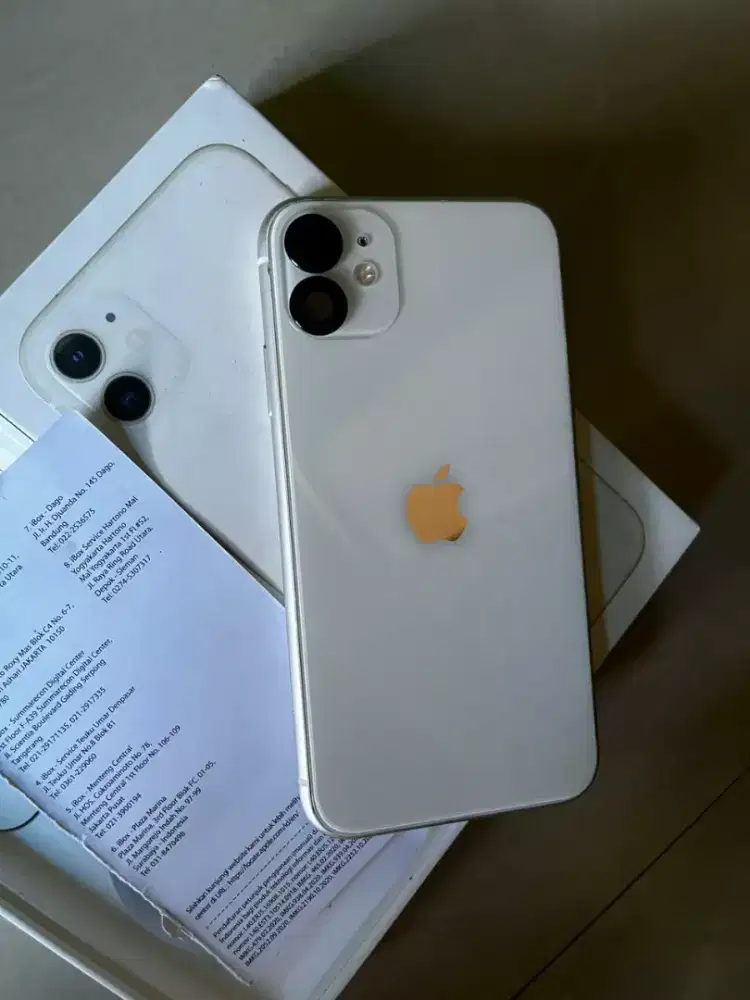 IPhone 11 64GB white iBox Fullset ori