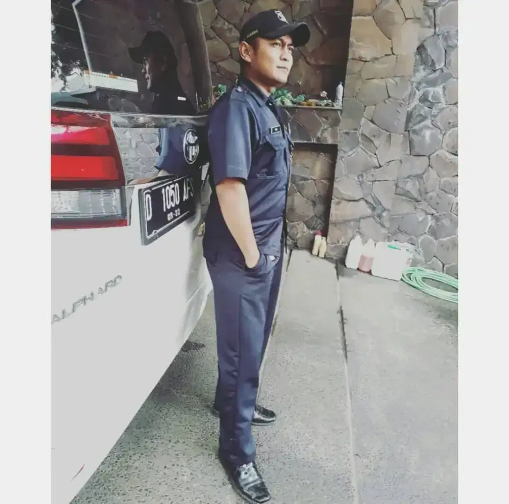 Mencari Pekerjaan Security, Office Boy/Jaga kostan