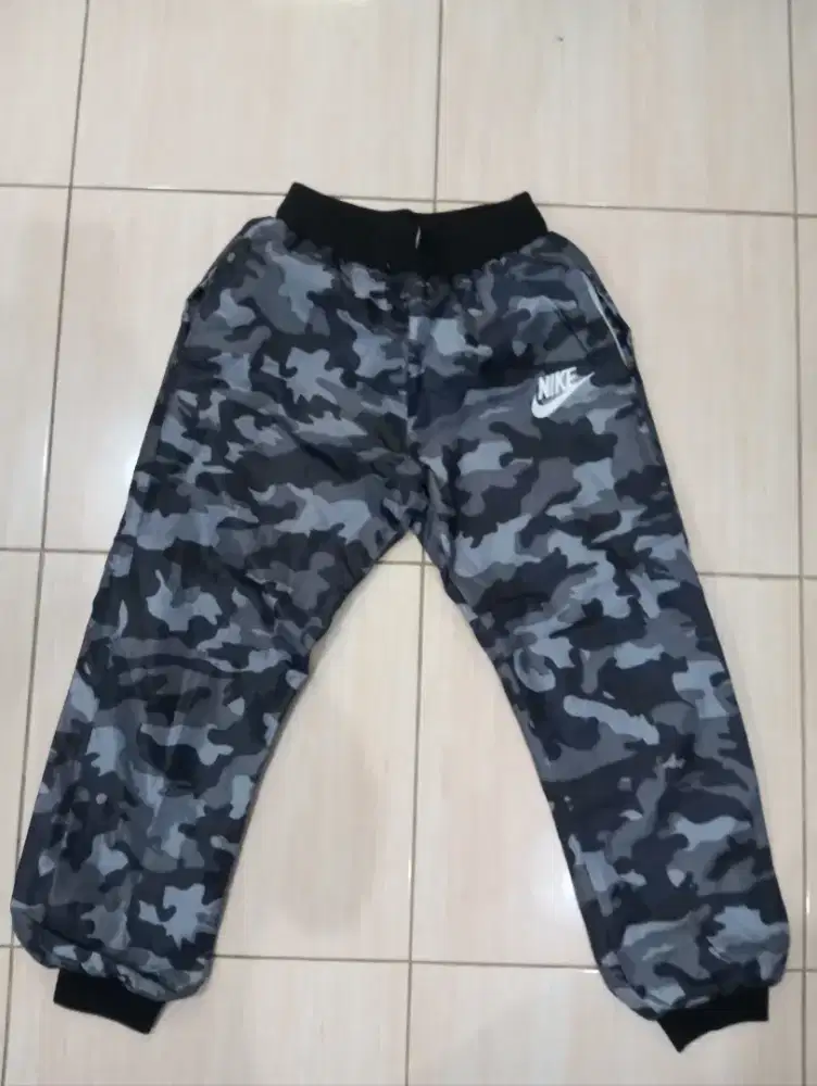 Celana Jogger Nike