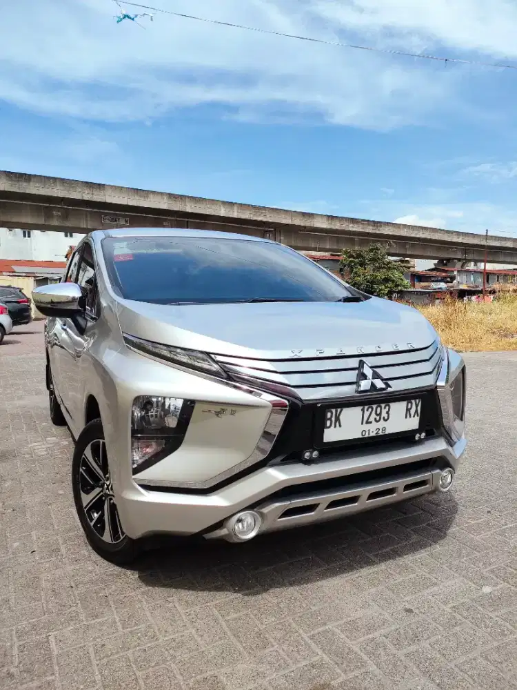 Mitsubishi Xpander / Xpander 1.5 A/T Ultimate 2018, Silver Premium.