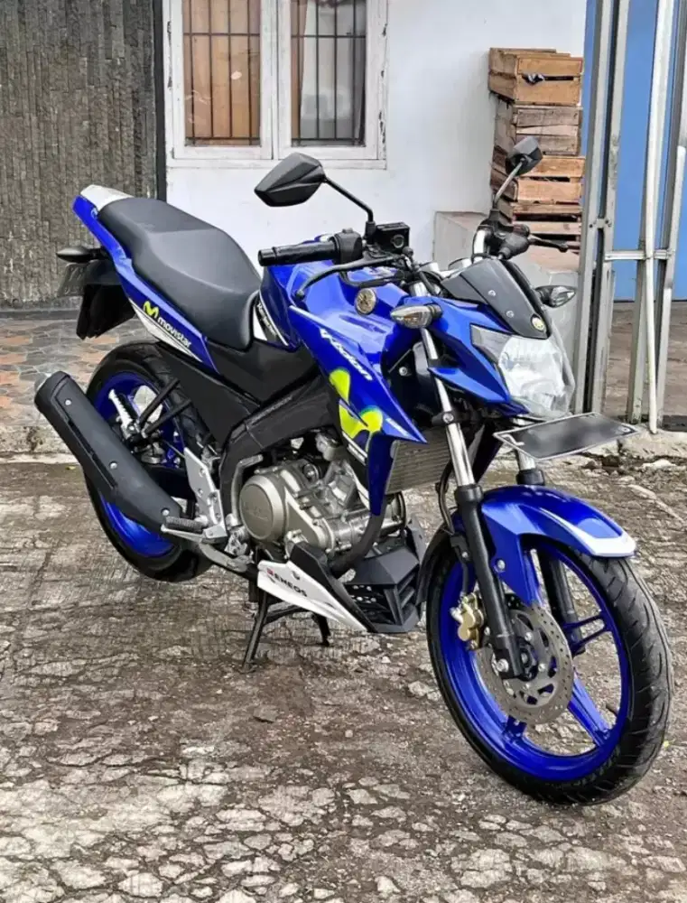 Yamaha Vixion Advance Movistar
