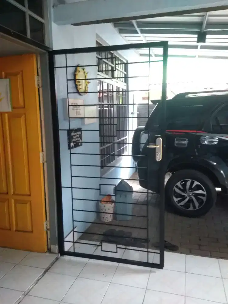 Pintu teralis Anti maling