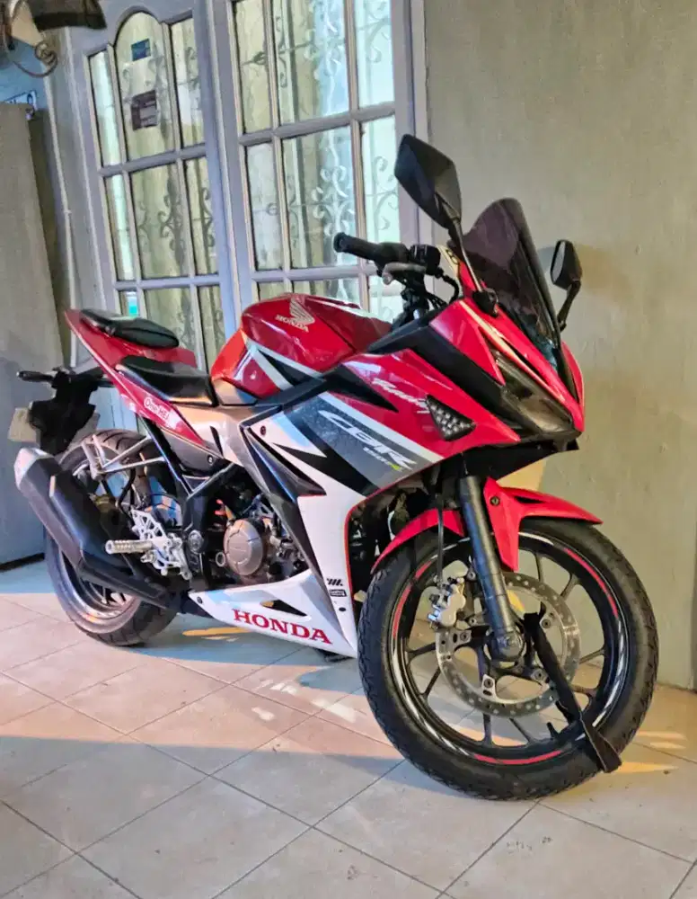 HONDA CBR150R FACELIFT