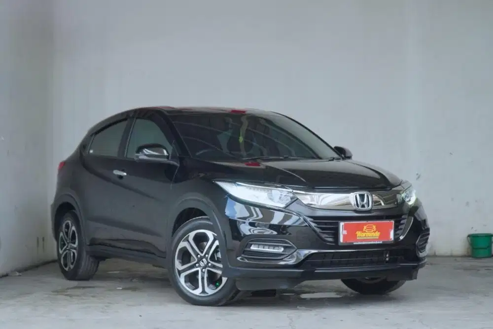 Honda HRV SE 1.5 CVT Matic 2020 hitam HR-V AT DP minim 36 juta
