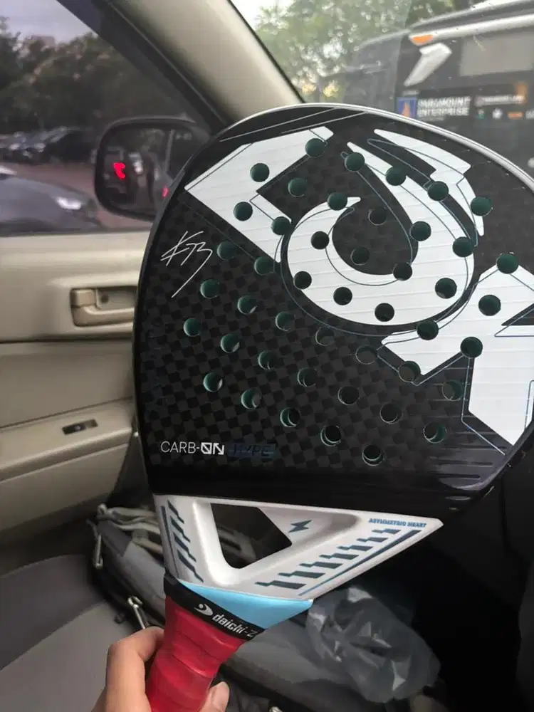 Lok Carb-On Hype 2025 (padel racket)