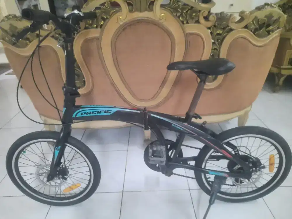 Sepeda lipat pacific 20
