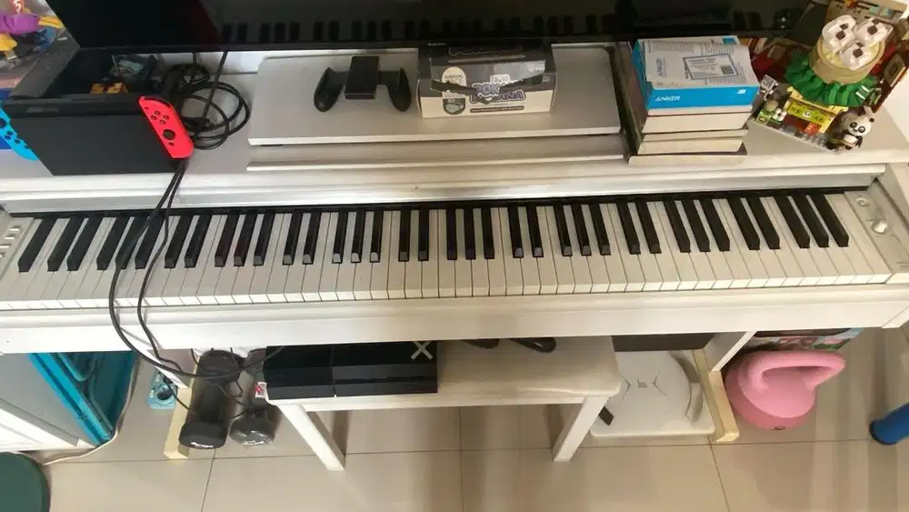 Piano Yamaha Arius YDP 144 (2nd)
