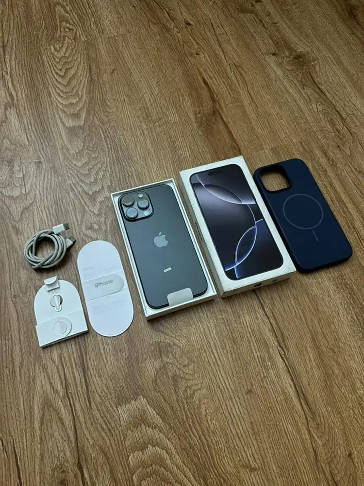 Iphone 16 Pro Max 256gb Ibox BH 100% garansi Agustus 2026