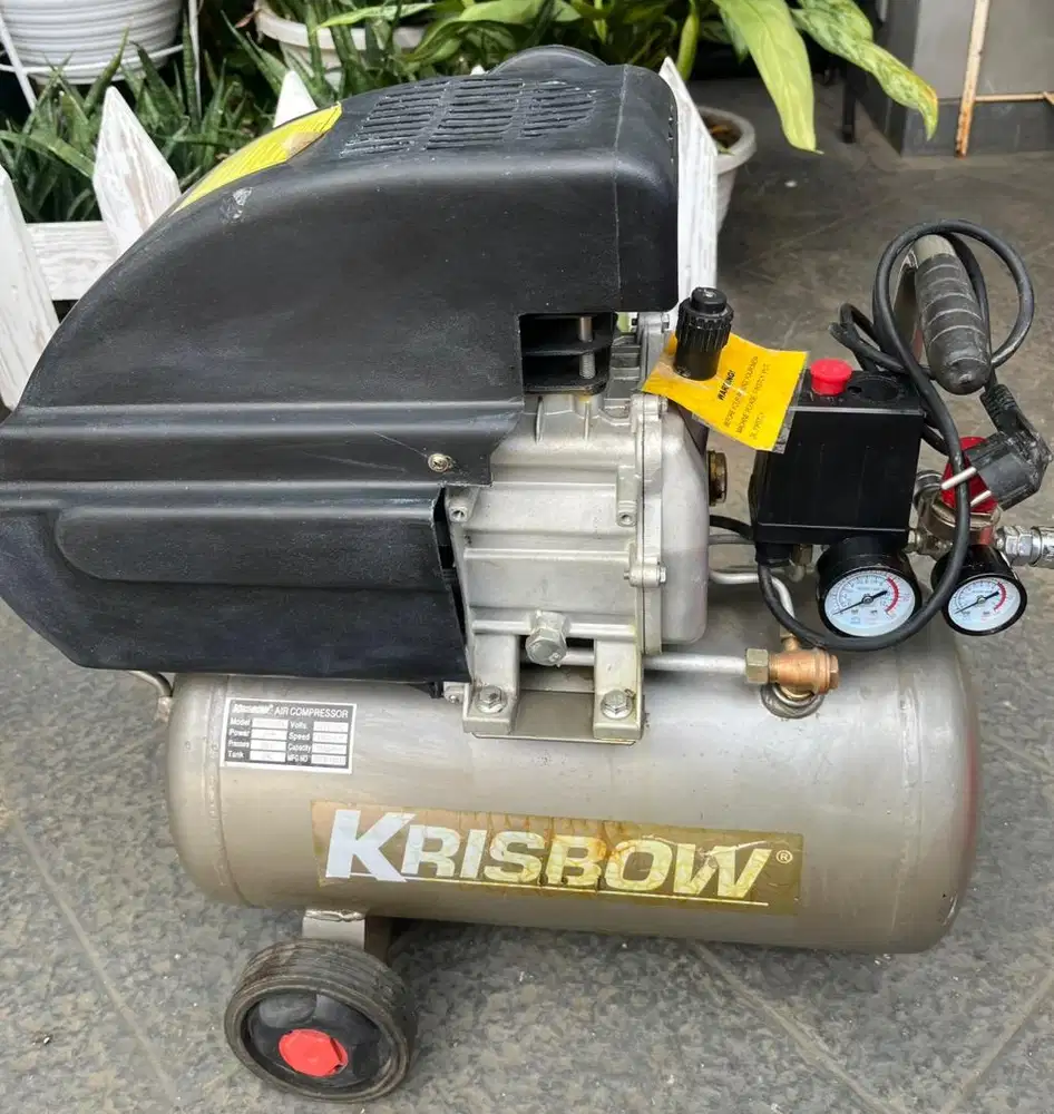 Kompresor Angin Listrik KRISBOW KW1300924 – 2HP / 24L – BARANG LAMA