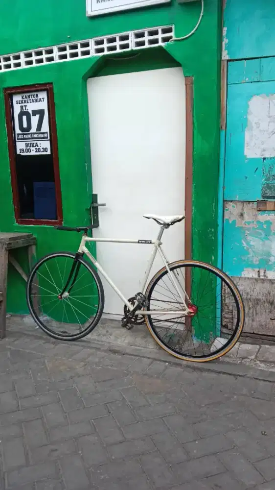 Sepeda vixie doltrap