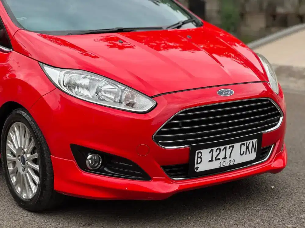 Ford Fiesta Ecoboost 1.0 AT 2014  SIAP PAKAI