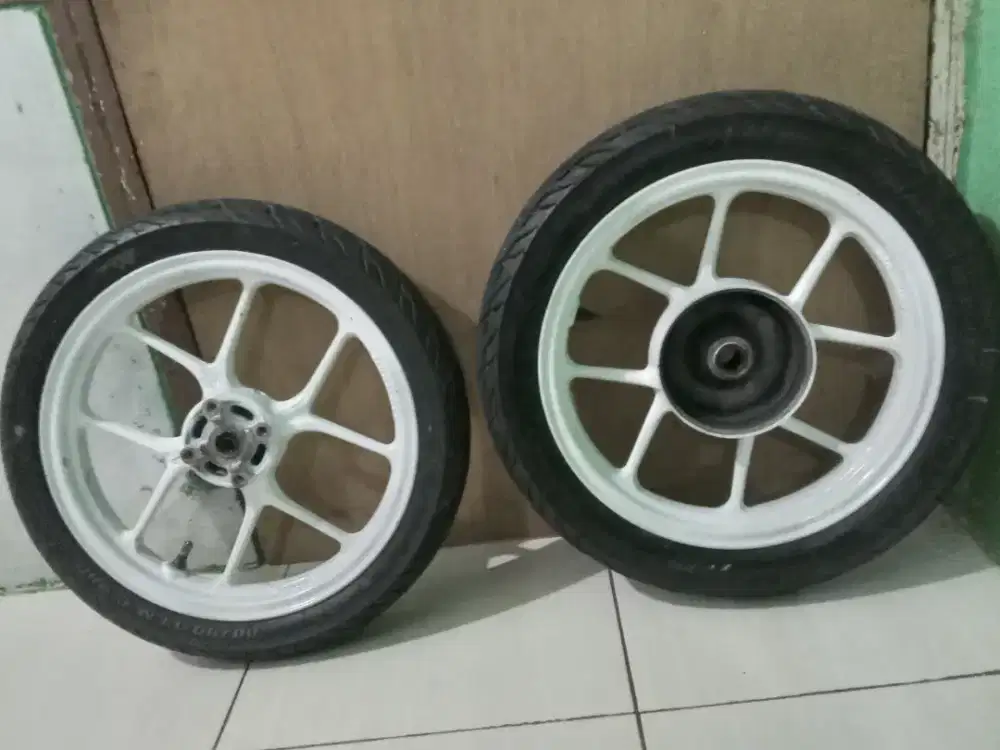 Ban & Velg Beat Deluxe Original