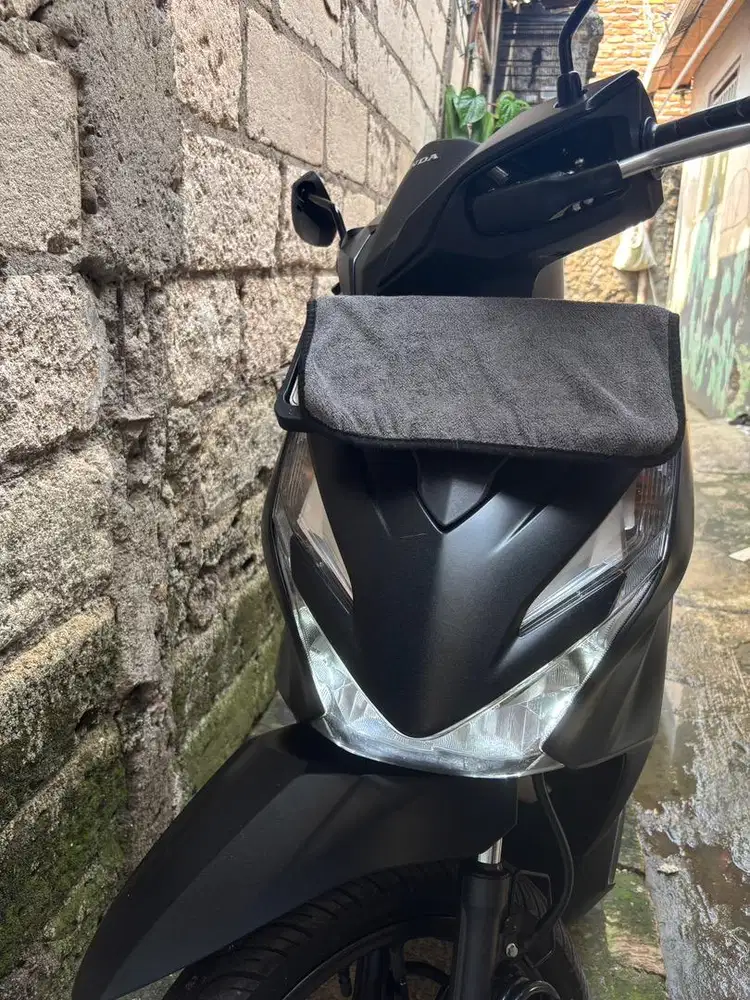 Honda Beat Smartkey ESP CBS ISS 2025 Plat F Mulus Pisan